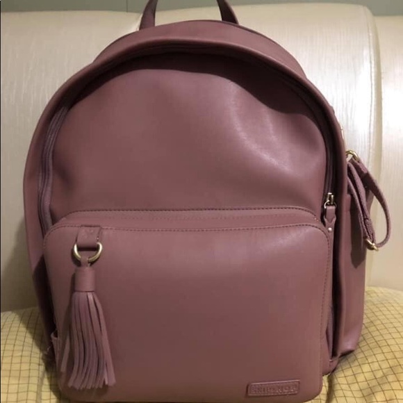 skip hop greenwich simply chic diaper backpack